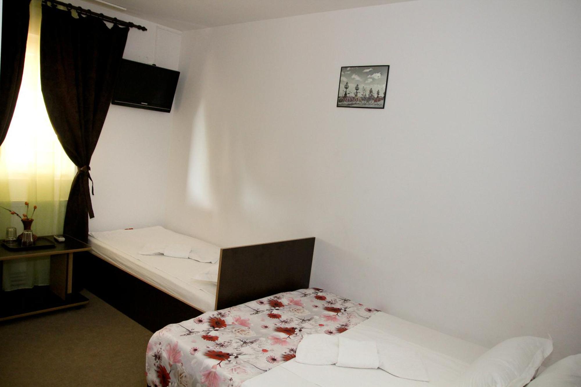 Pensiunea Heaven Bascov Kamer foto